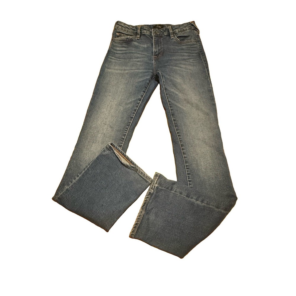 True Religion Women's Jeans Becca Mid Rise Bootcut size 28 X 31 Inseam Logo